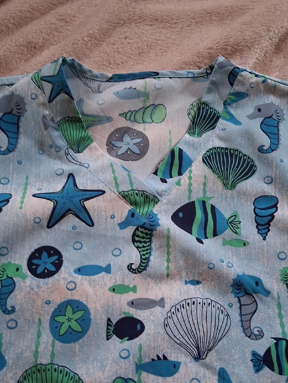 Serra Womens Scrub SetOcean Sea - Light Green/Blue - Picture 4 of 8